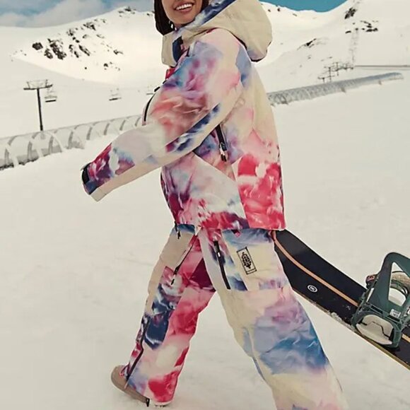 NEW NWT FREE PEOPLE Cares On the Ascend Cosmic Color Printed Ski Pants $428 MSRP - Picture 7 of 10